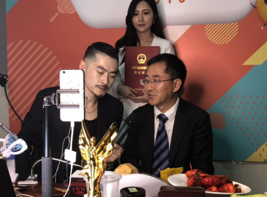 生鲜直播配送怎么样？“生鲜+直播”模式可行吗？
