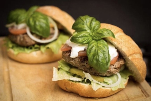 新零售与餐饮业的融合情况怎么样？二者有何互补优势？