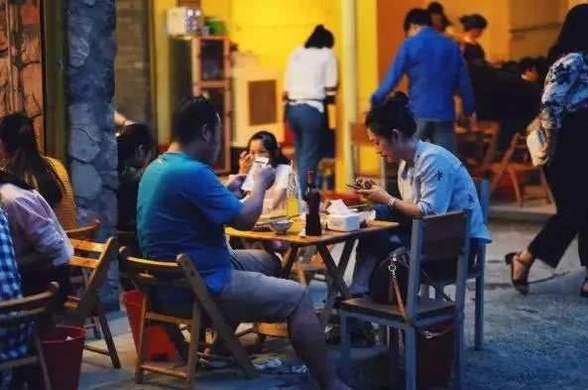 买地摊货要知道什么？地摊新手如何起步？