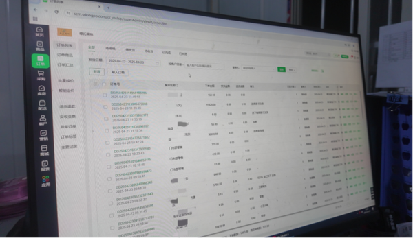 蔬东坡和观麦哪家好？生鲜配送系统选哪家？蔬东坡成集团企业共选