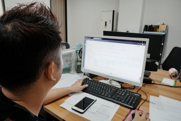 蔬东坡和观麦生鲜配送系统哪家好？蔬东坡覆盖全国千城做身边的管家